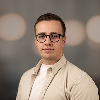 Adrian Dyrstad